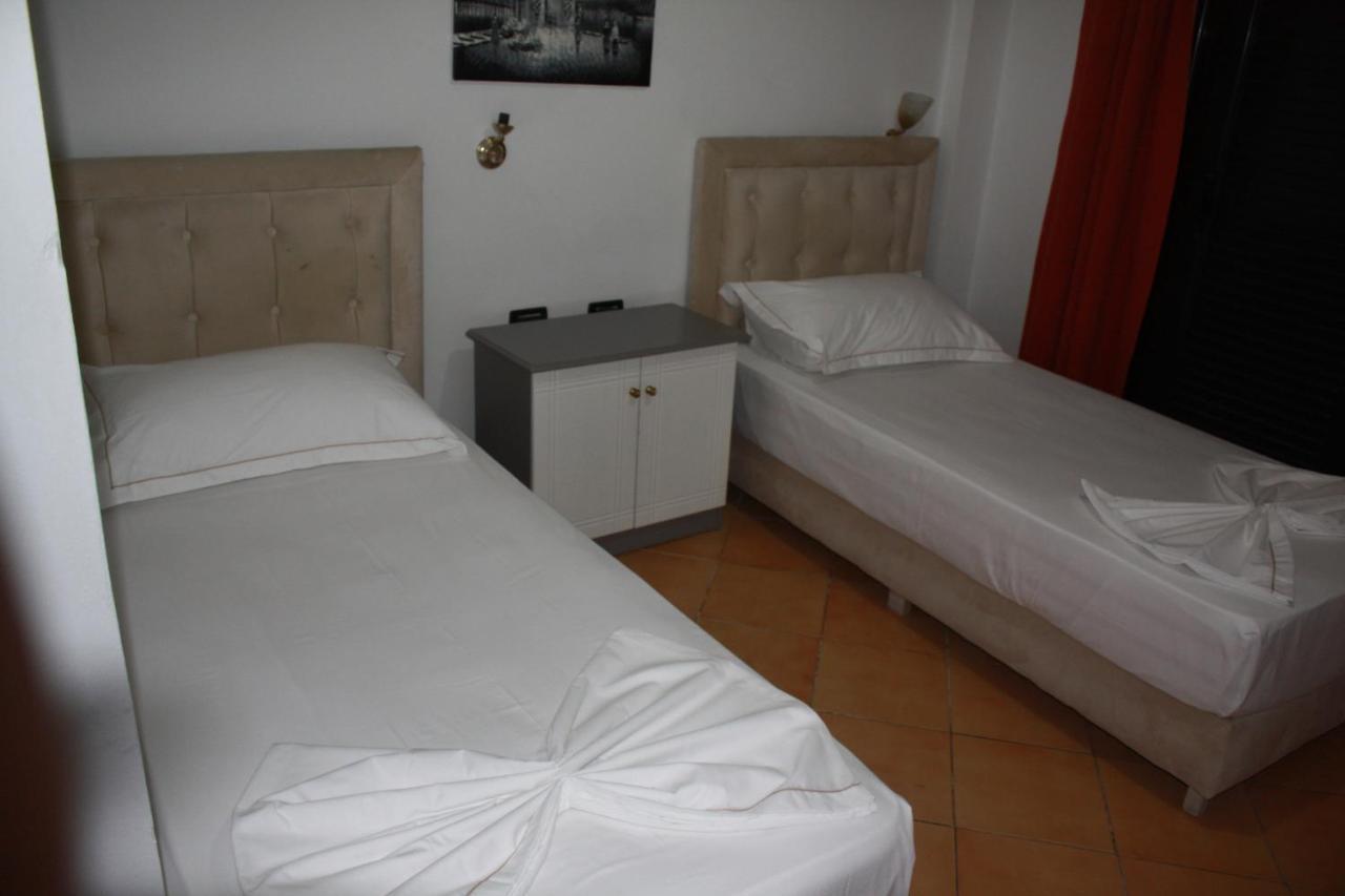 Kanina Hotel&Hostel Sarande Luaran gambar